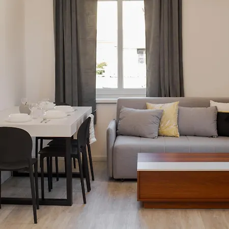 Villa Leopold - Apartmanovy Dum-2